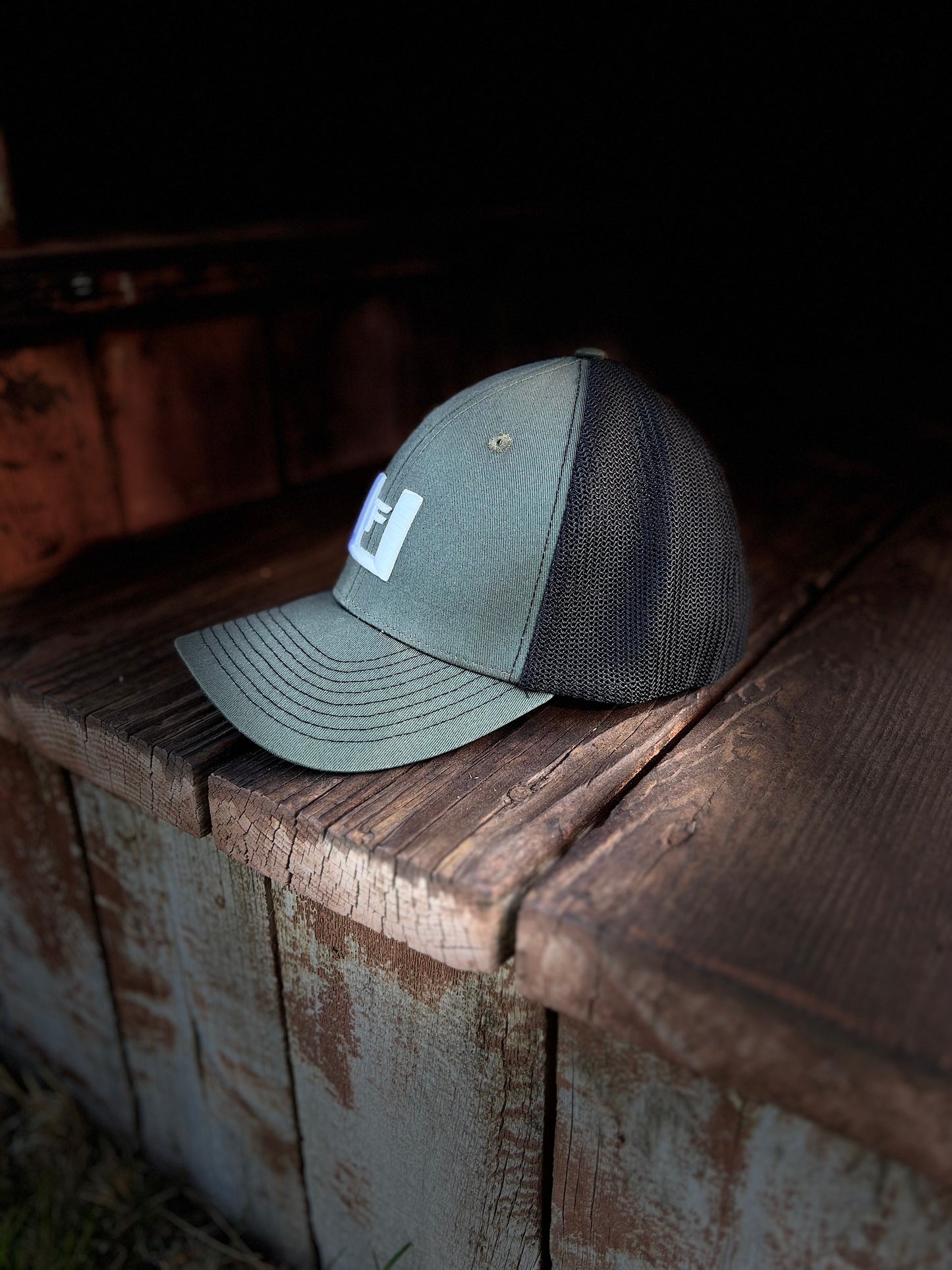FU flex fit Hat center logo SM/LG